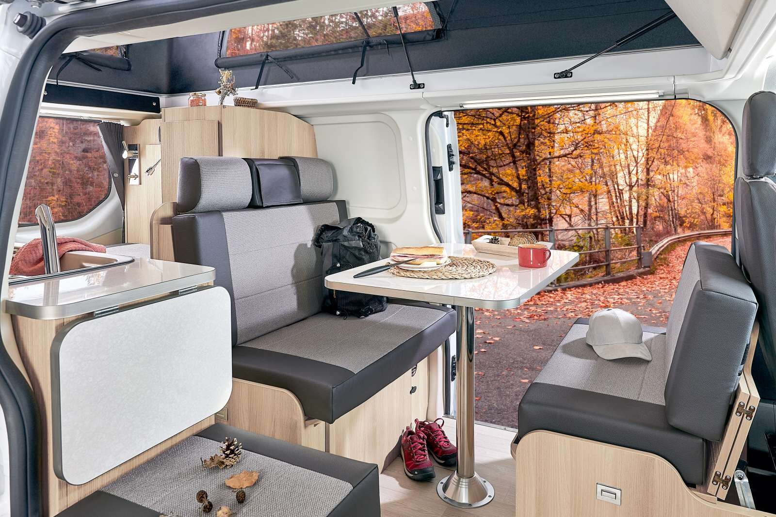 Le salon-véranda du van Campérêve Cap Land