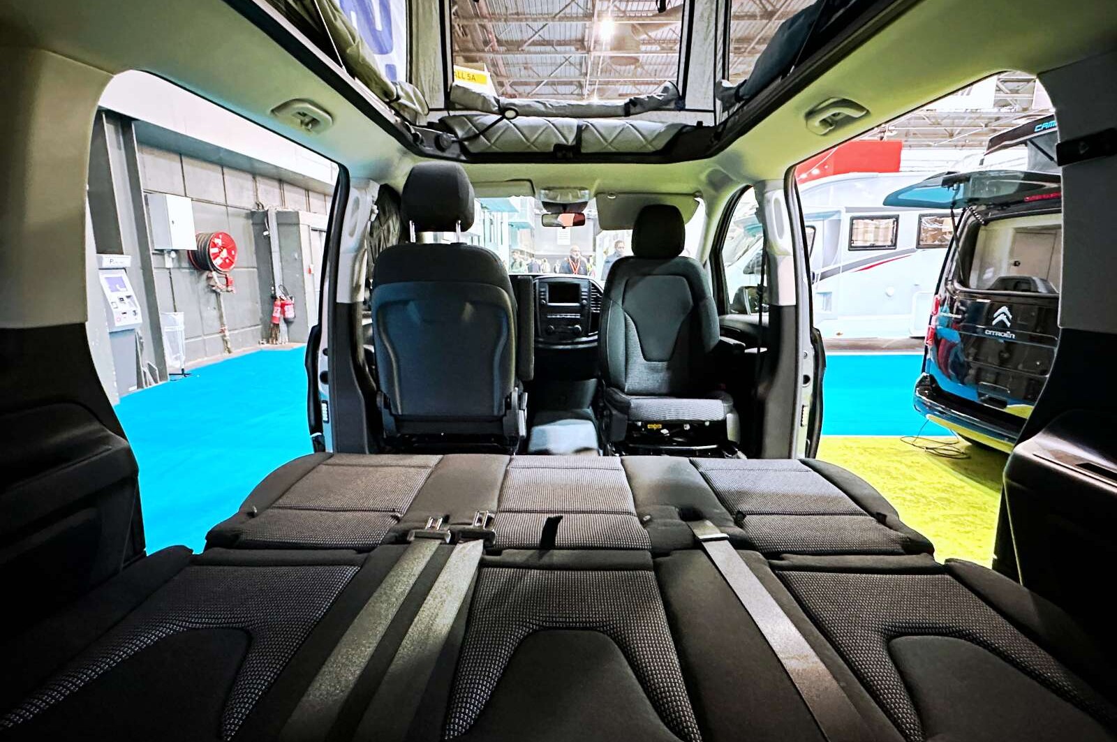 A l'intérieur du Vanstar Plus