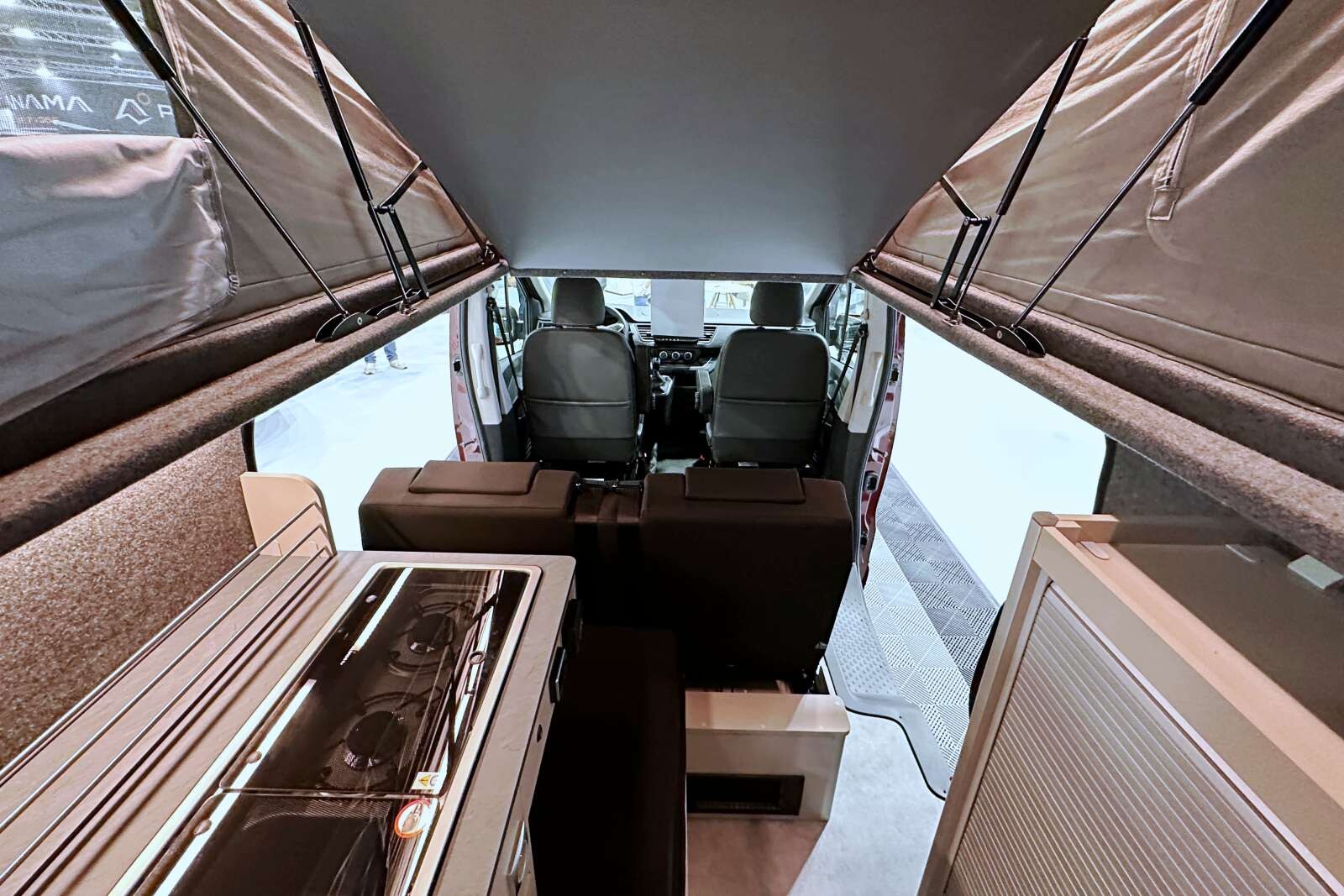 L'intérieur du Stylevan Austral IV