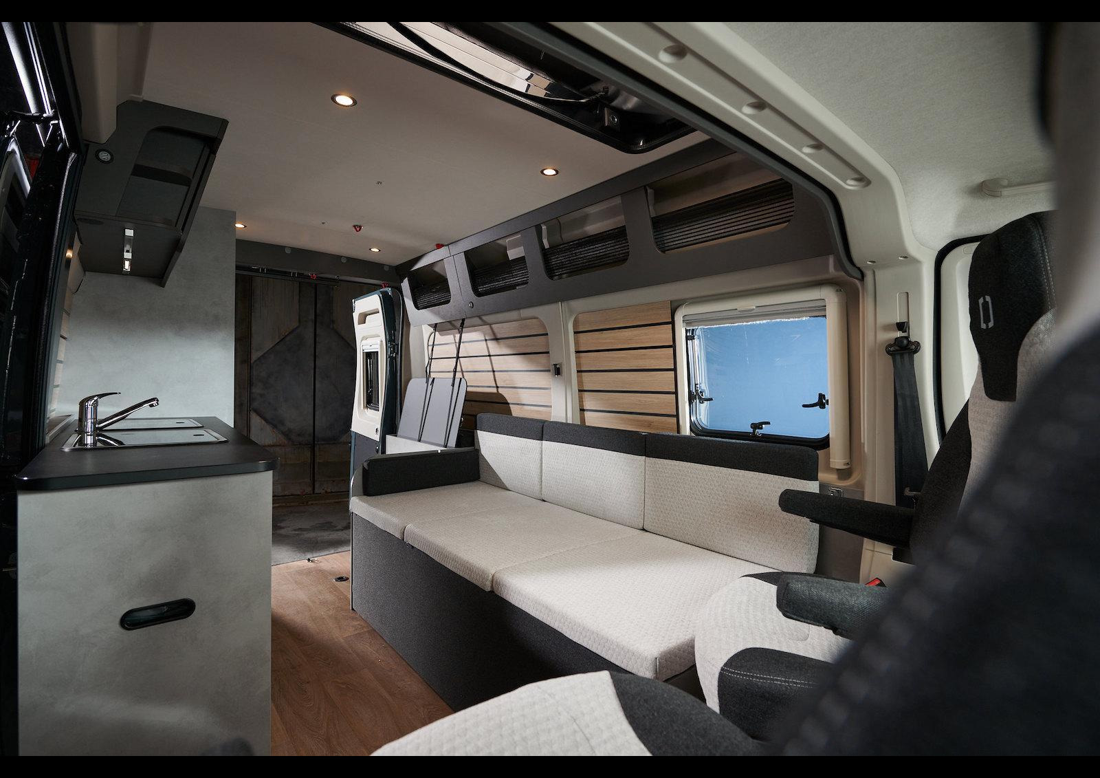 Le Crosscamp 541 sera exposé par la concession Loisirs 49, aux côtés du camper-van 600 (Peugeot Boxer/Opel Movano) et du van urbain Full (Toyota ProAce/Opel Zafira)