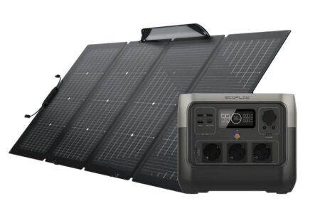 La batterie EcoFlow River 2 Pro est disponible avec panneau solaire portable : 110 W (+ 279 €), 160 W (+ 349 €), ou bifacial 220 W (+ 499 €).
