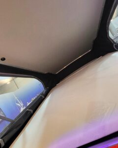 A l'étage le matelas sur plots Froli mesure 200 x 127 cm