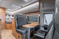 Affinity One. salon dînette fourgon Affinity One