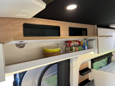 Pas d'espace perdu pour les rangements.