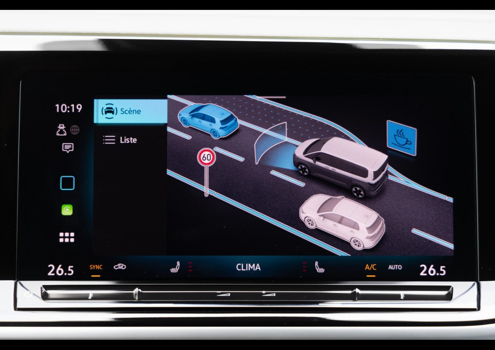 De série sur la version Ocean uniquement, le régulateur de distance adaptatif « Stop & Go ».
