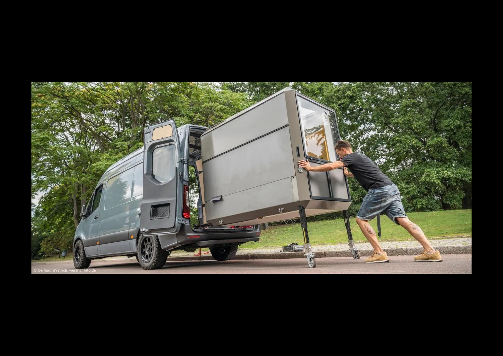 PlugVan