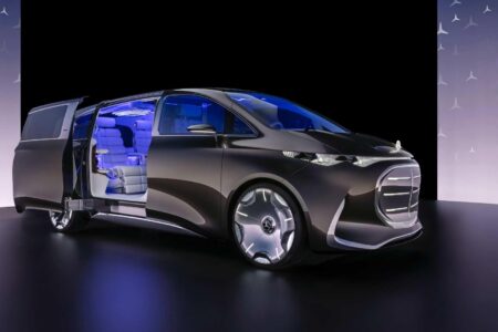 Un mini-van grand luxe 100% électrique.