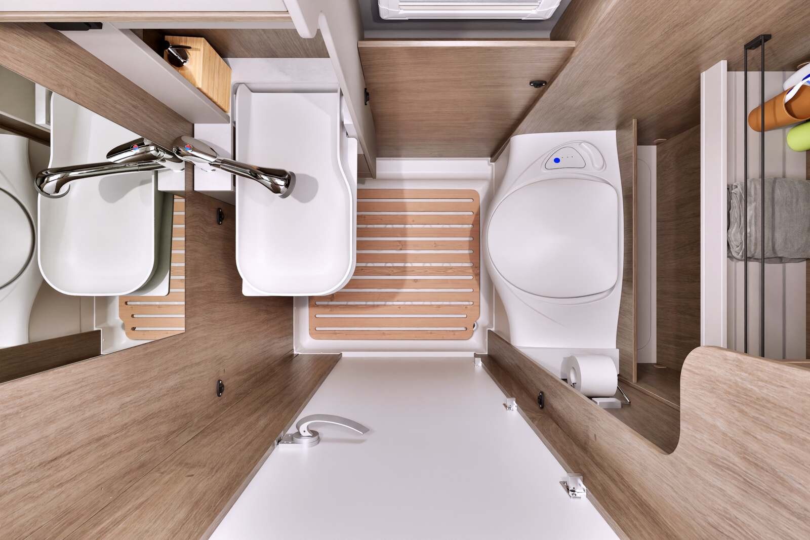 Une salle de bains très bien agencée, digne d'un camping-car !