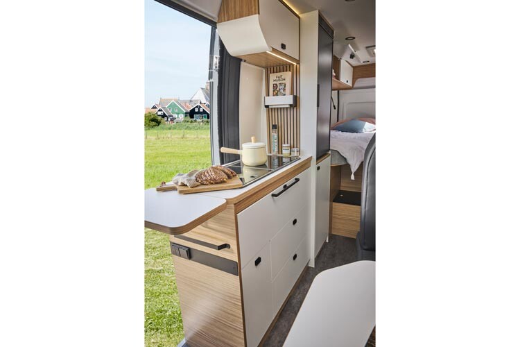 Pilote V630J cuisine fourgon Pilote V630J