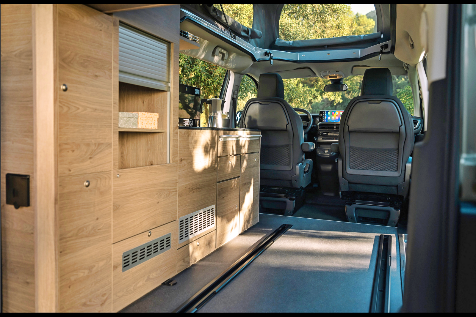 Grâce à sa banquette amovible, le Citroën Holidays bénéficie d'un grand volume de stockage.