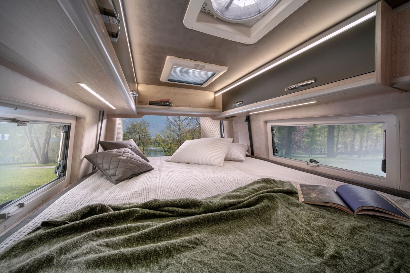 Mega Mobil, Mega Re-Aktiv 680 S