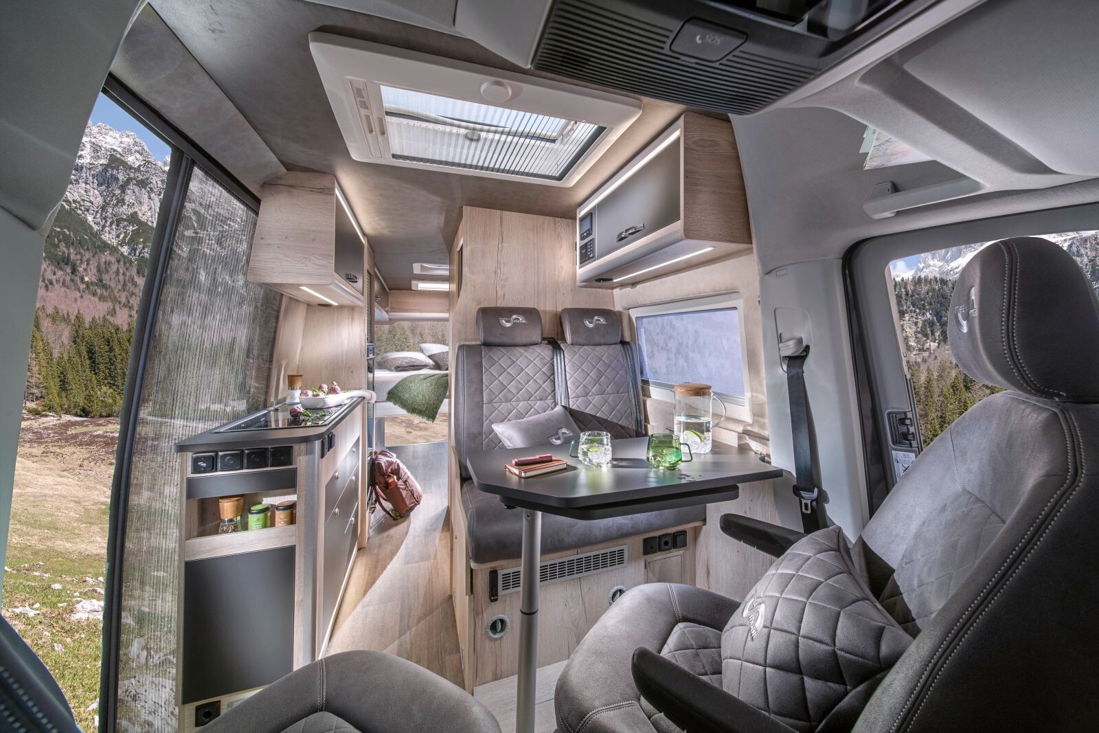 Mega Mobil, Mega Re-Aktiv 680 S