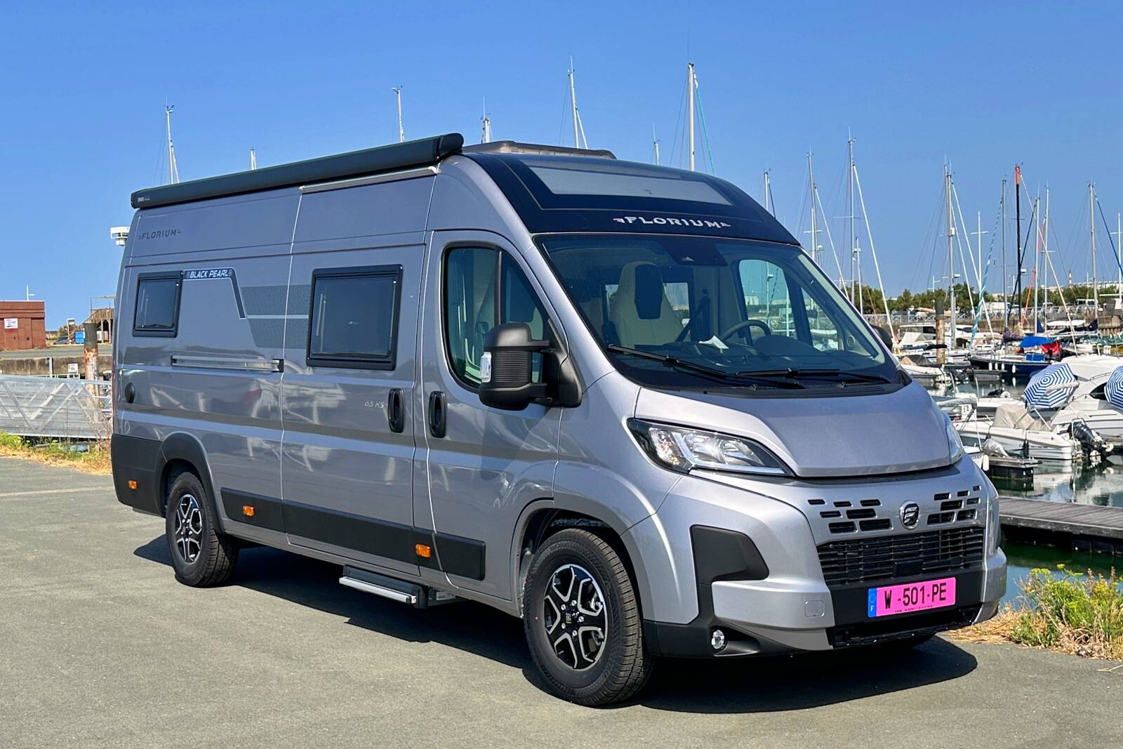 Un troisième Black Pearl est proposé par Florium sur Fiat Ducato...